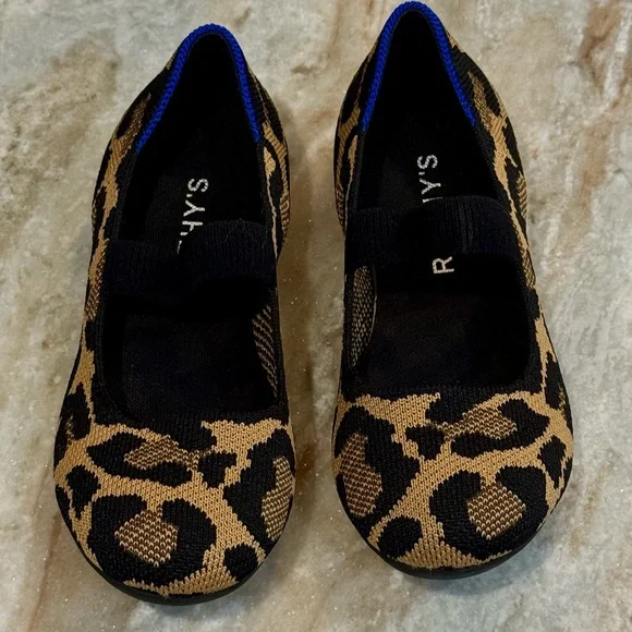 Kids ROTHY’S Mary Jane leopard shoes- amber cat. Size 2 - Picture 5 of 10